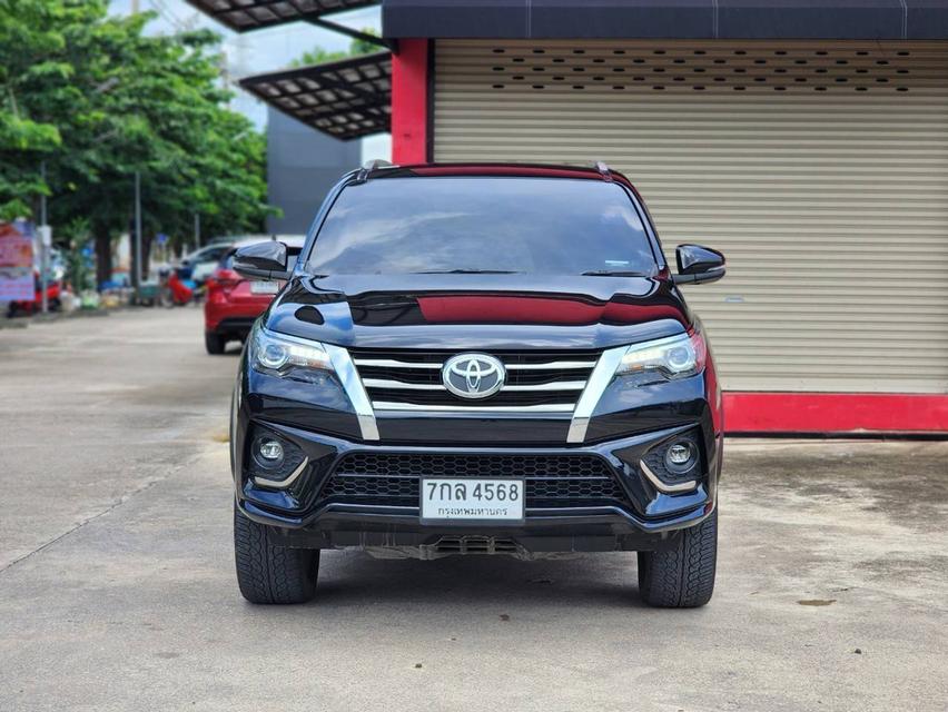 ขายToyota Fortuner 2.8TRD ปี18 2