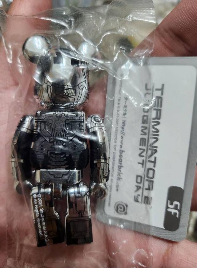 ส่งต่อ Bearbrick 3