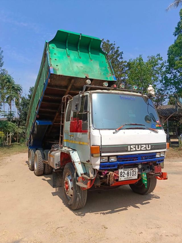 ขาย 10 ล้อดั้มพ์ ISUZU Rocky 240 แรง 1