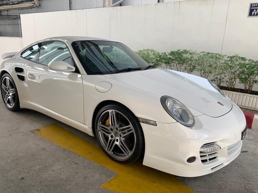 Porsche 997 Carrera สีขาว