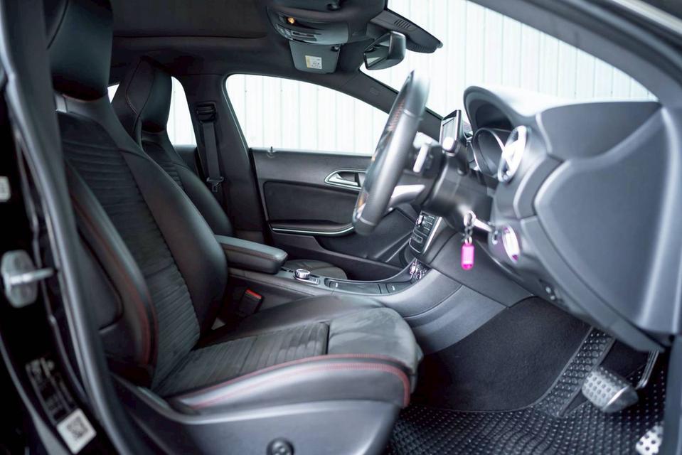 BENZ CLA-CLASS 250 AMG ปี 2017 โฉม W117 ปี13-20 11