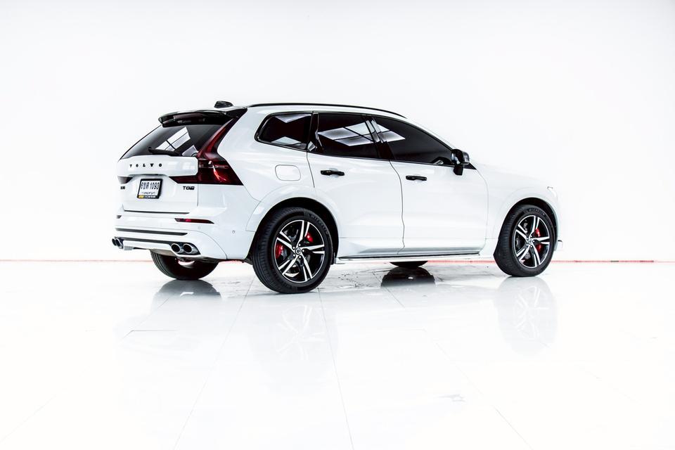 VOLVO XC60 2.0 RECHARGE T8 R-DESIGN   2018  6