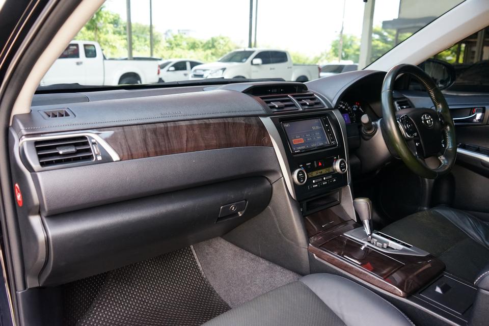 2014 TOYOTA INNOVA 2.0G EXTREMO 11