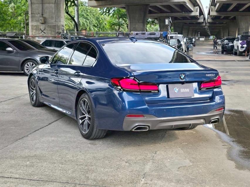 รหัสรถ WMT53 BMW 520d M Sport LCI G30 ปี 2023 6