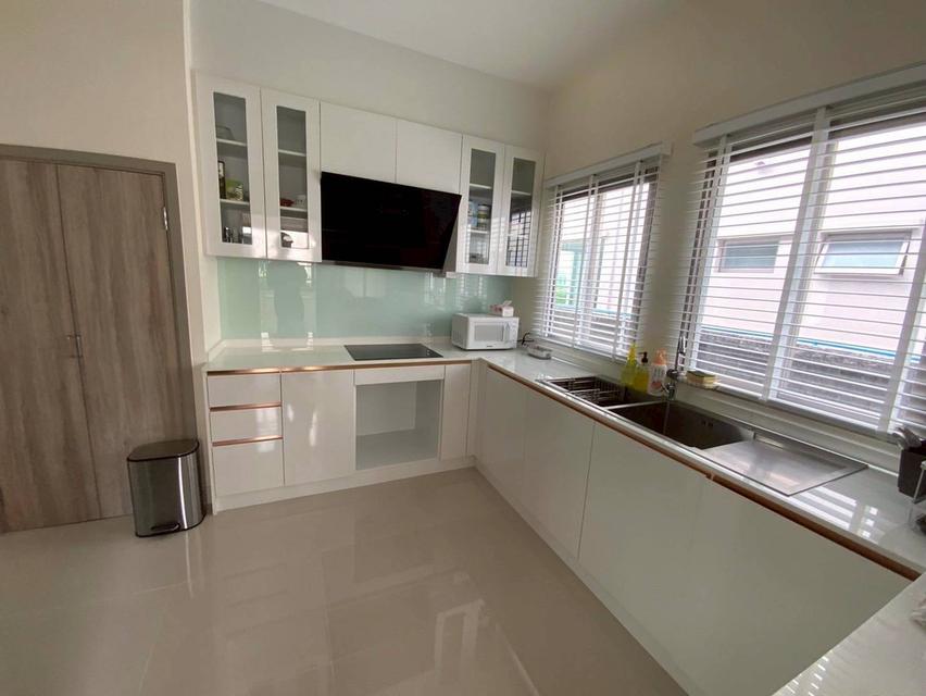 ให้เช่าบ้านเดี่ยวหรู หมู่บ้าน เดอะปาล์ม บางนา-วงแหวน บ้านหลังมุม (N.1758) 10