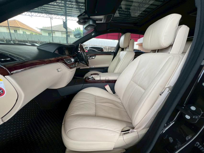ปี 2009 BENZ S-CLASS, S320 CDI โฉม W221 ปี06-13 สีดำ เกียร์ออโต้ เครื่องยนต์ดีเซล 16