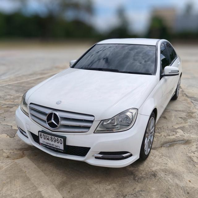 BENZ C200 CGI BE facelift (W204) 2013