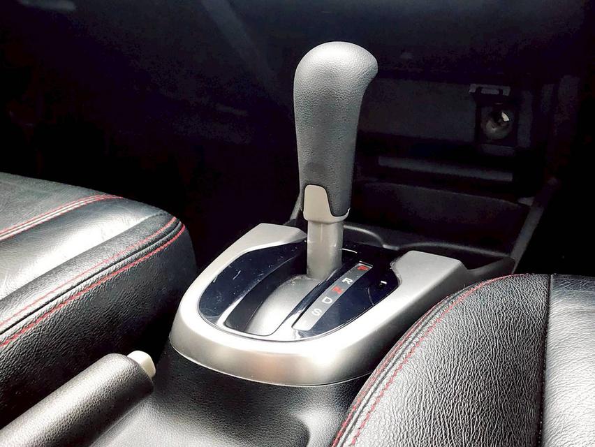 ขาย Honda Jazz 1.5V+ ปี19 10