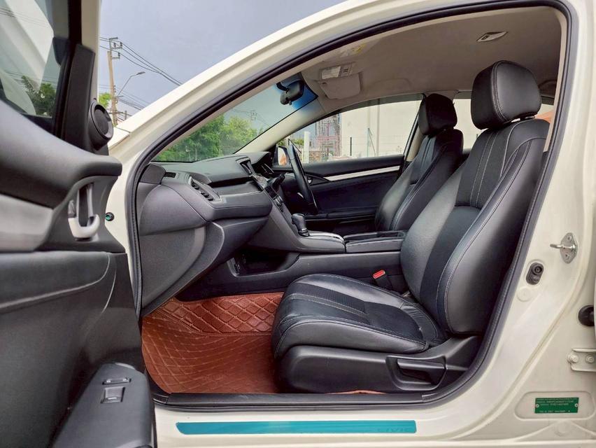 ขาย Honda Civic 1.8El ปี17 14