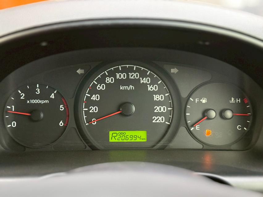 HYUNDAI GRAND STAREX 2.5 VIP ปี 2012 16