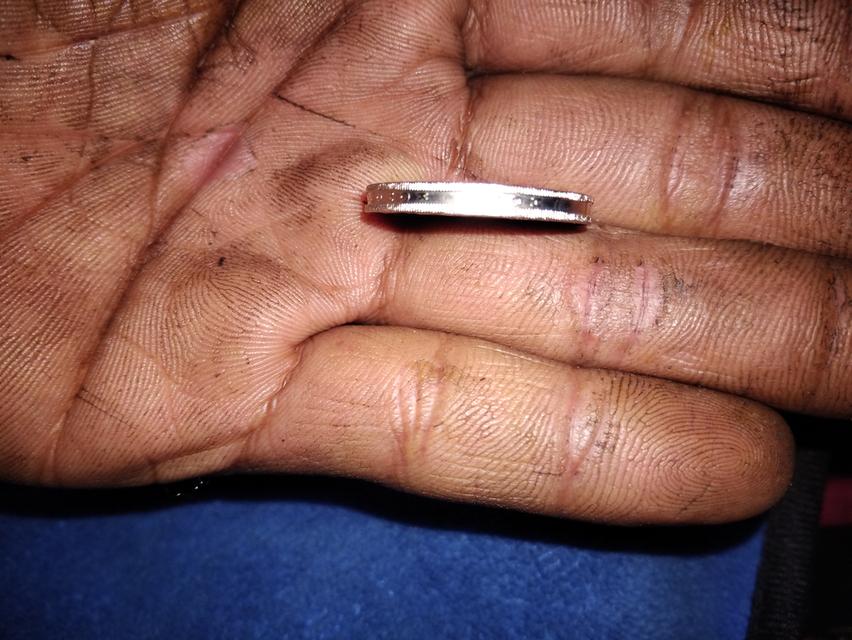 เหรียญต่างประเทศ 5ดอลล่าฮ่องกง 3