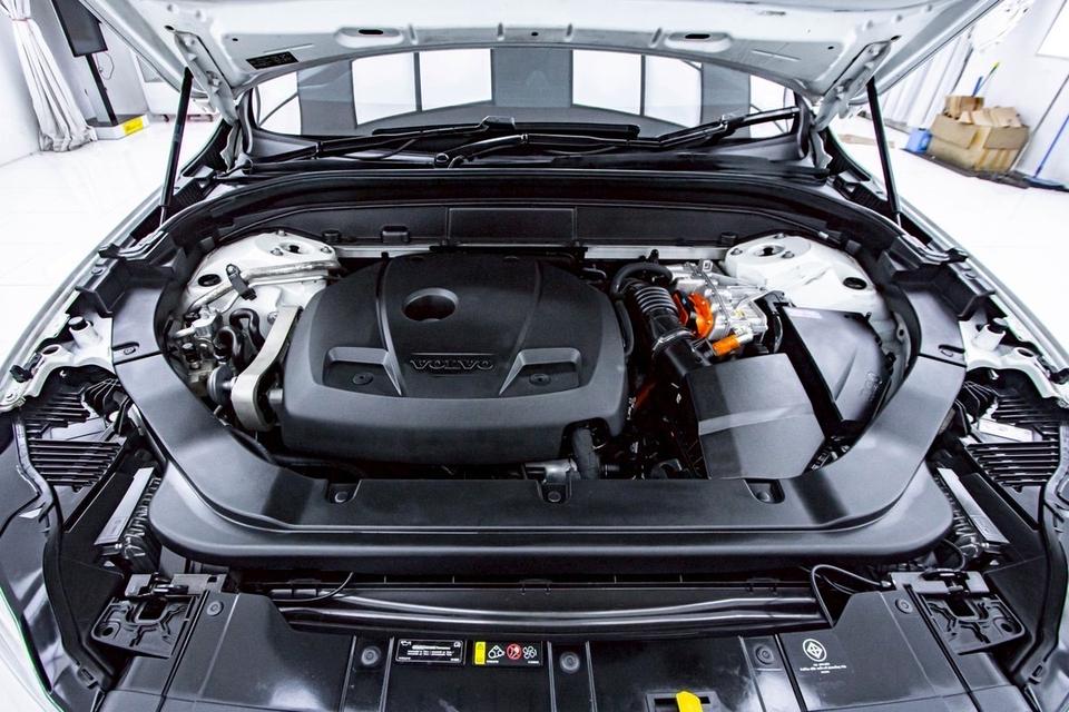 รหัสรถ 1D604 VOLVO XC60 T8 AWD RECHARGE 2.0 2021
