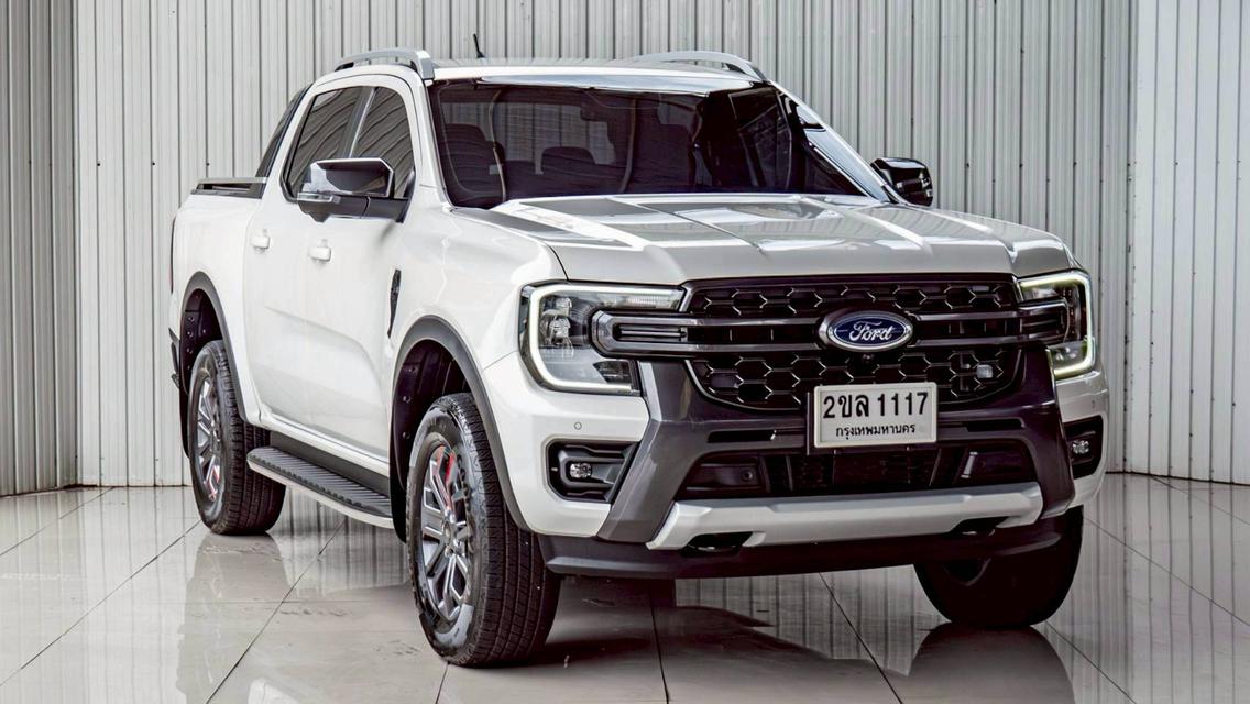 FORD RANGER2.0 BI-TURBO WILDTRAK ปี 2023 สีขาวโฉม HI-RIDER DOUBLE CAB