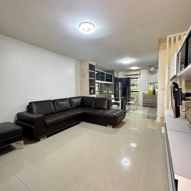 ขายทาวน์โฮม 3 ชั้น หมู่บ้านทาวน์พลัส เกษตร-นวมินทร์   5
