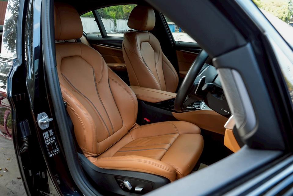 BMW 520d M Sport (LCI) G30 AT 2021 รูปที่ 9
