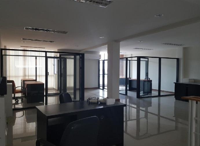 For Rent ให้เช่า อาคาร / Home Office 4 ชั้น แบบ 2 คูหาตีทะลุ โครงการบิซ พัฒนาการ-อ่อนนุช ตัดใหม่  6