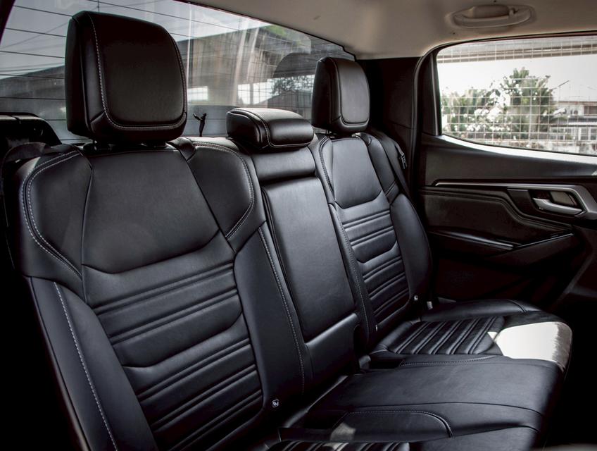 ISUZU D-MAX 1.9 Z Hi-Lander CAB4 ปี 2023 12