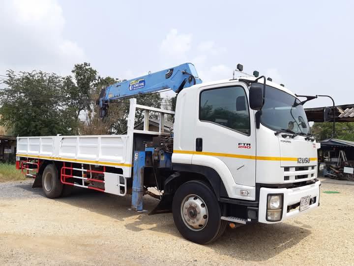 ขายรถ ISUZU FTR 240 แรง 1