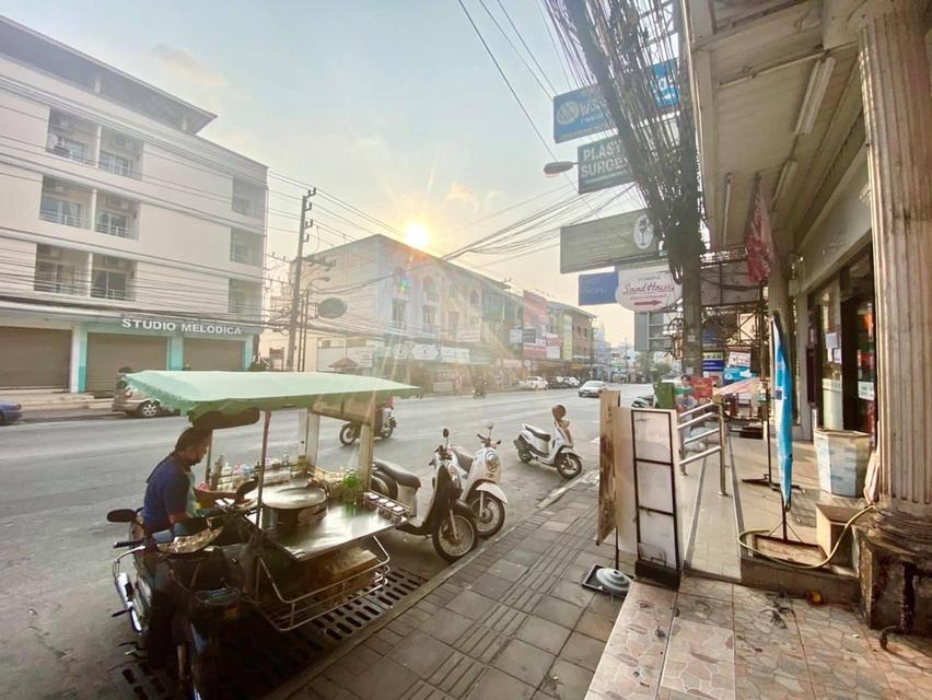 อาคารพานิชย์พัทยากลาง 6