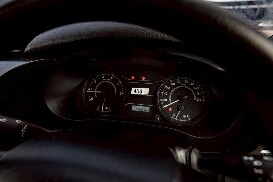 TOYOTA HILUX REVO 2.4 ENTRY STANDARD CAB ปี 2021 สีเทา  15