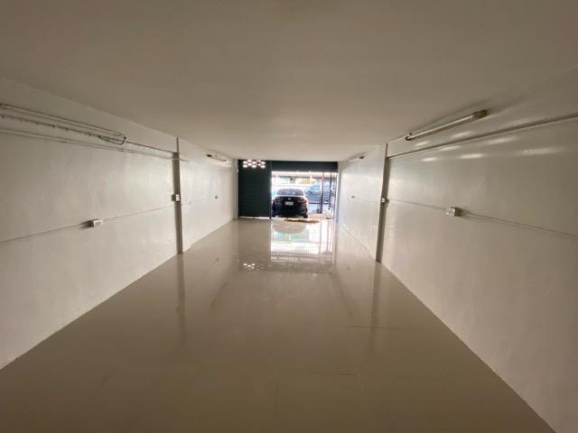 ให้เช่าอาคารพานิชย์ 4.5ชั้น รีโนเวทใหม่ ซอยพระรามเก้า 33 ใกล้จุดขึ้นลงทางด่วน ใกล้เดอะไนน์ พระราม 9 มอเตอร์เวย์ เหมาะทำนักงานเก็บสินค้าพักอาศัย 2