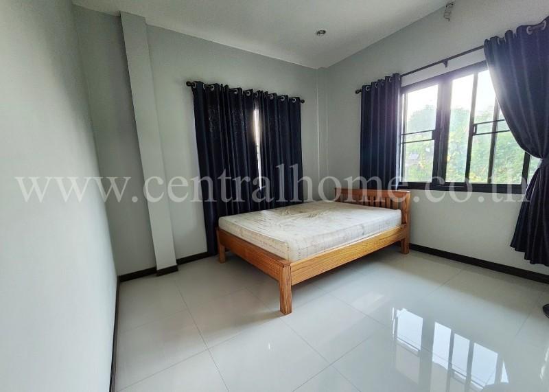 บ้านเดี่ยว พร้อมที่ดิน 10 ไร่ 83 ตารางวา บรรพตพิสัย - นครสวรรค์ 13