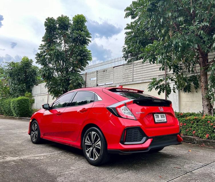 HONDA CIVIC FK 1.5 TURBO  ปี 2018 Top สีแดง  5