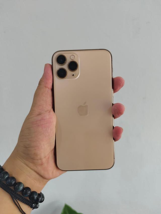 ไอโฟน 11 pro สีทอง