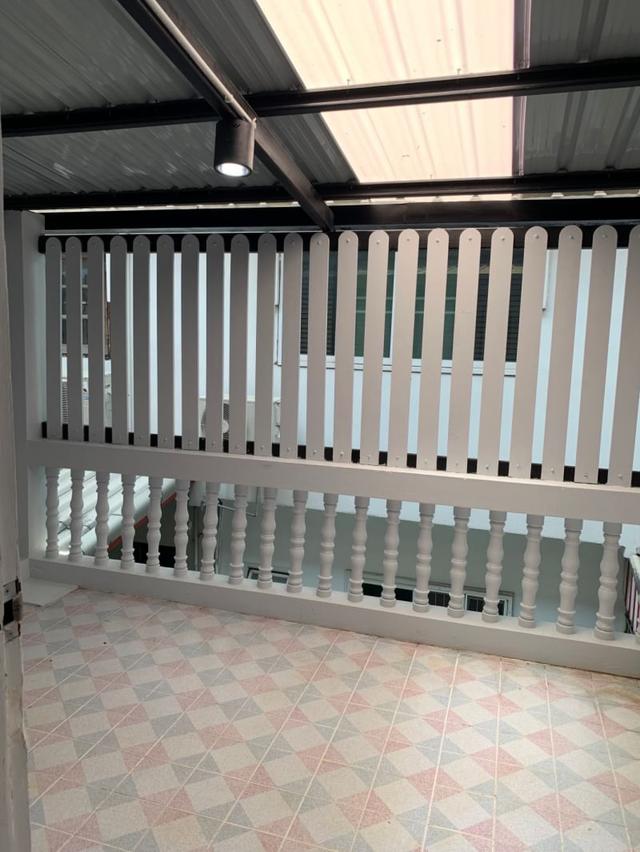 ขาย :ทาวน์เฮาส์ 2.5 ชั้น,เนื้อที่ 18 ตรว. หมู่บ้านเกษราคลาสสิคโฮม ถนนเสรีไทย 81/2  11
