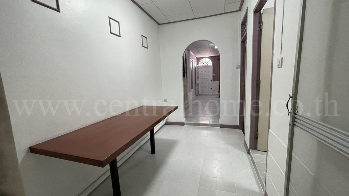 ทาวน์เฮ้าส์ 2 ชั้น ลาดพร้าว 101 ใกล้ MRT สถานีลาดพร้าว 101 พร้อมอยู่ 7