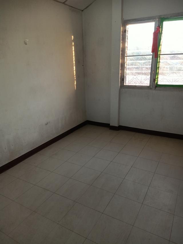 ขายบ้านพร้อมที่ดินสิ่งปลูกสร้าง 3