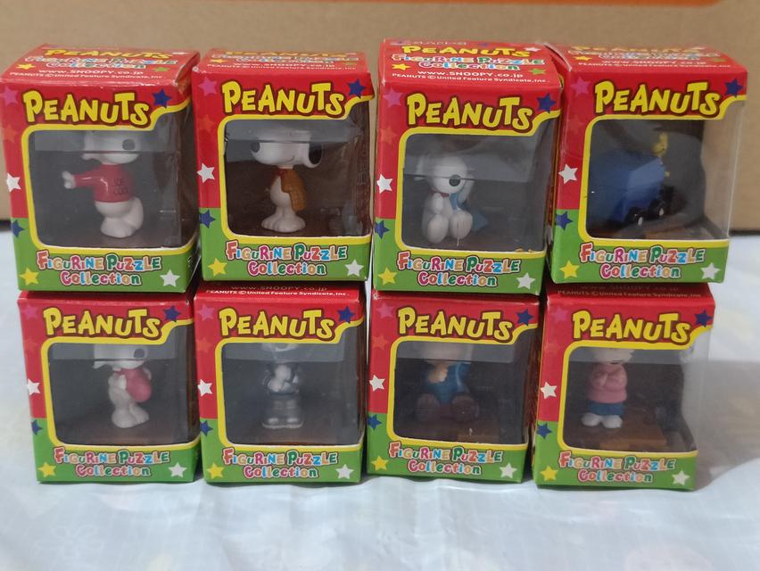 Peanuts Figurine Puzzle Collection (Snoopy & Friends) มีราคาแยก/ยกเซ็ต 8 กล่อง