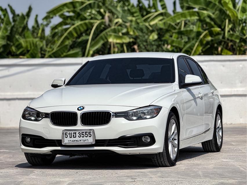 รหัสรถ WRT3555 2016 (จดทะเบียน2017) BMW SERIES 3, 318i โฉม F30 