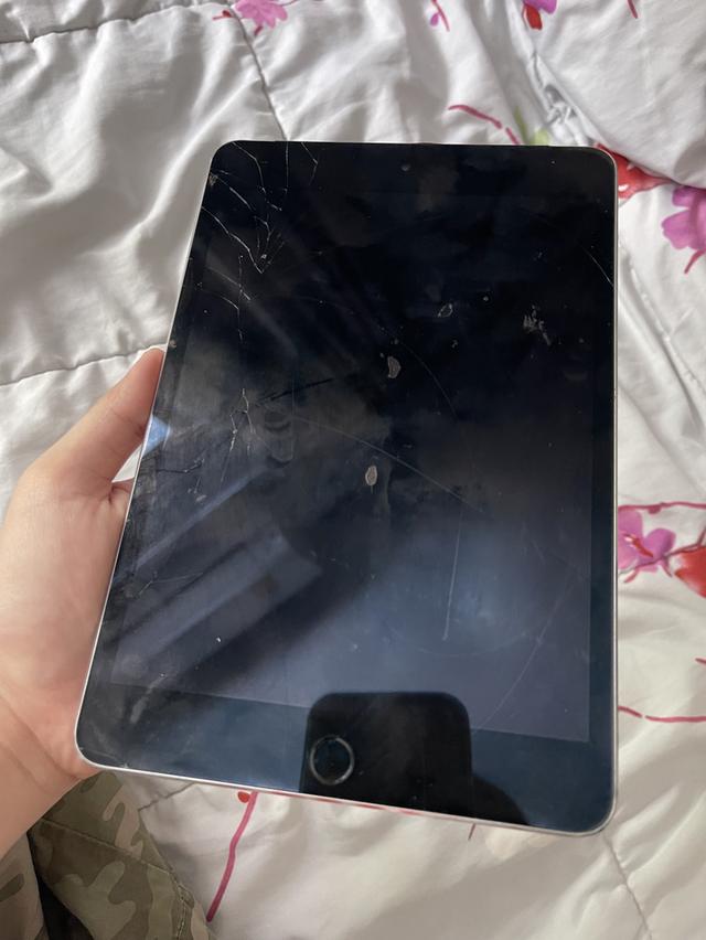 ipad mini4 128gb. 3