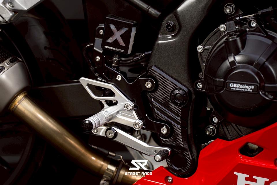 HONDA CBR500R 2024 สีแดง ท่อ Akrapovic รูปที่ 4