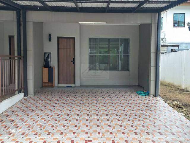 ให้เช่าทาวน์โฮม 2 ชั้น 3 ห้องนอน โครงการ พฤกษาวิลล์ 73 ซอยพัฒนาการ 38 ใกล้ทางด่วน *** ราคาเช่า 25,000 บาท/เดือน ประกัน 2 ล่วงหน้า 1  ติดต่อ คุณช่อผกา  2