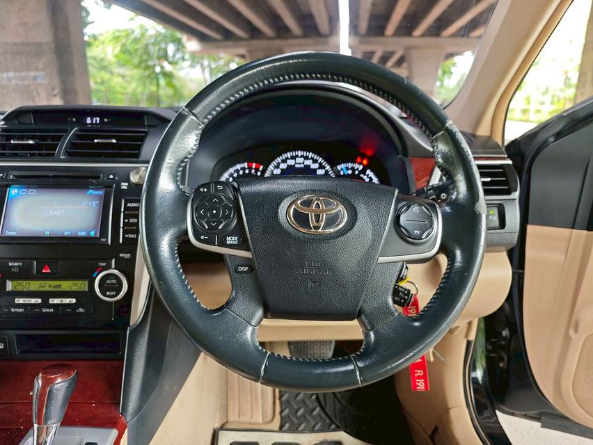 Toyota CAMRY 2.5 G AT ปี 2012 เบนซิน (ถอดแก๊สแล้ว) เกียร์ออโต้ 12