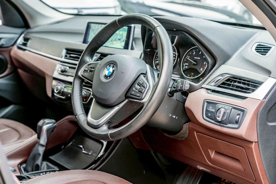 รหัสรถ NP9147 รุ่นรถ : BMW X1 SDRIVE18d XLINEปีรถ : 2016 11