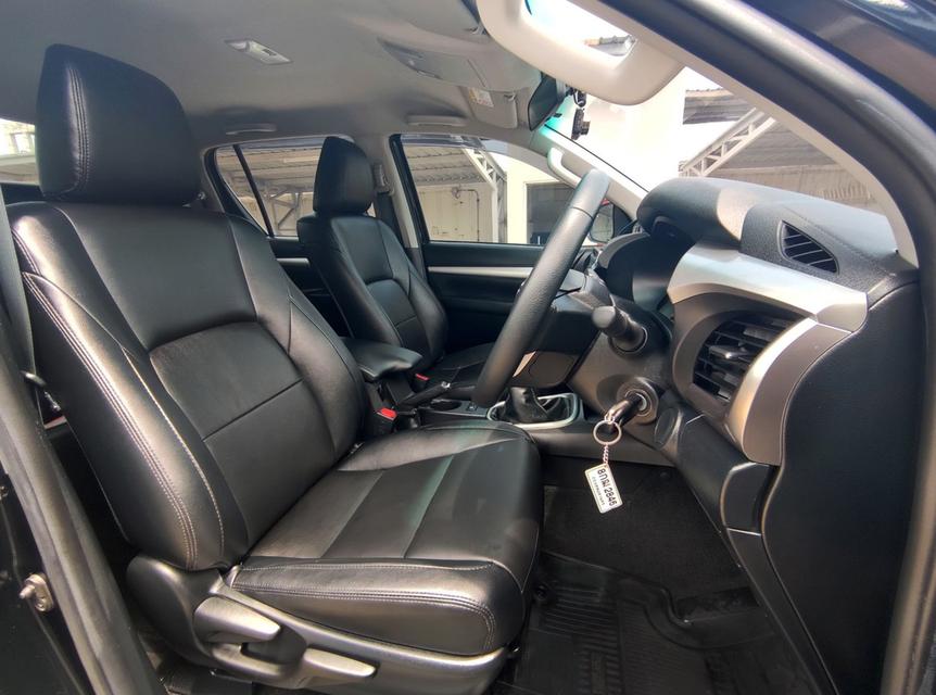 รหัสรถ CAT2846 2019. Toyota Revo 2.4E Plus Prerunner MT 9