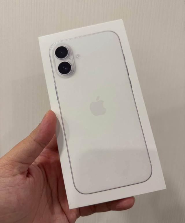 iPhone 16 plus สีขาว