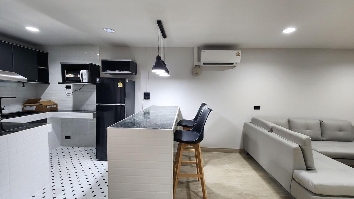 ให้เช่าประตูน้ำเพรสตีจ คอนโดมิเนียม ชั้นสูงวิวเมือง ใจกลางประตูน้ำ – รีโนเวทใหม่ ยังไม่เคยเข้าอยู่! 2