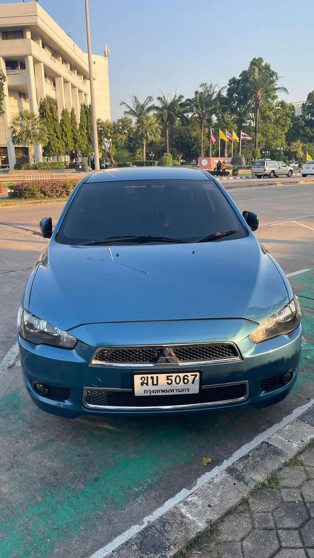 Mitsubishi Lancer EX สีน้ำเงิน