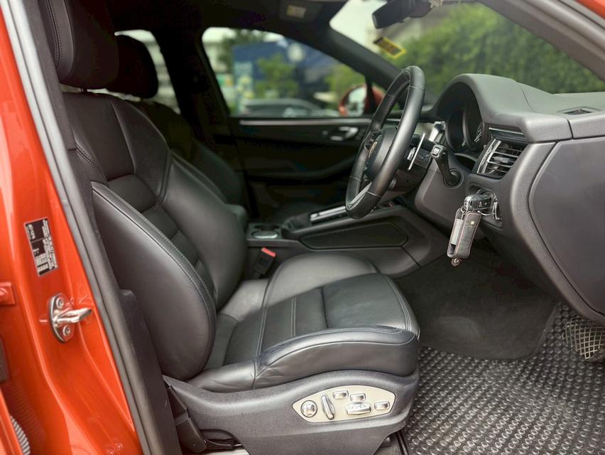 Porsche Macan MNC ปี2022 16