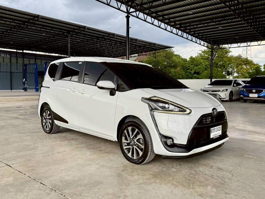 TOYOTA SIENTA 1.5V ปีจด 2017