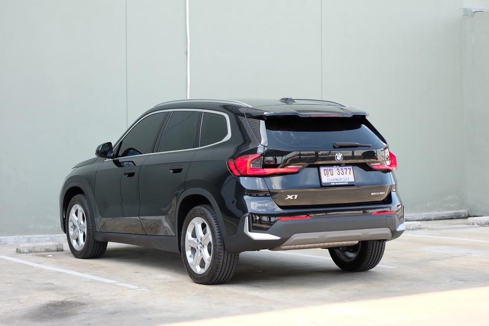 BMW X1 sDrive 18i x Line ปี 2023 แท้ไมล์ 17,xxx km. มือเดียว รถสวยมาก รูปที่ 6