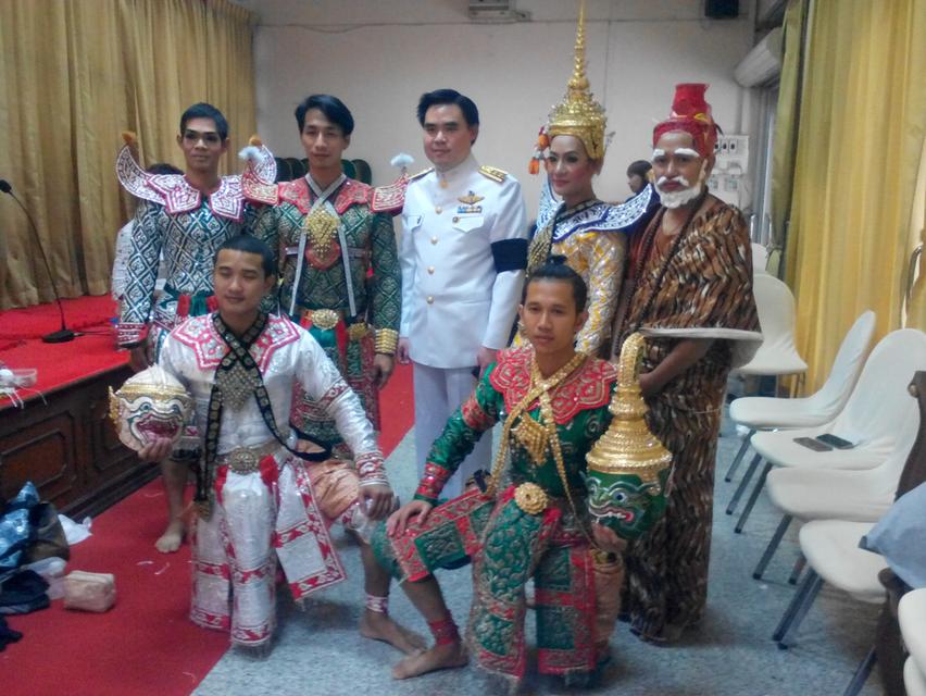 รับงานการแสดงวัฒนธรรมไทยพร้อมการแสดงโชว์ครบวงจร 13