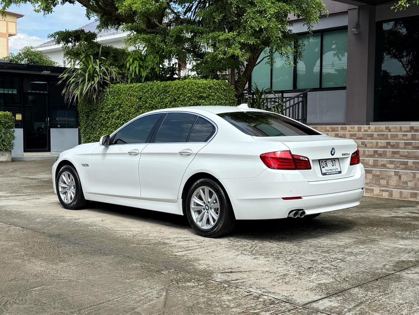 2013 BMW 520D F10 รถมือเดียวออกป้ายแดง รถวิ่งน้อย เข้าศูนย์ทุกระยะ รถไม่เคยมีอุบัติเหตุครับ 6