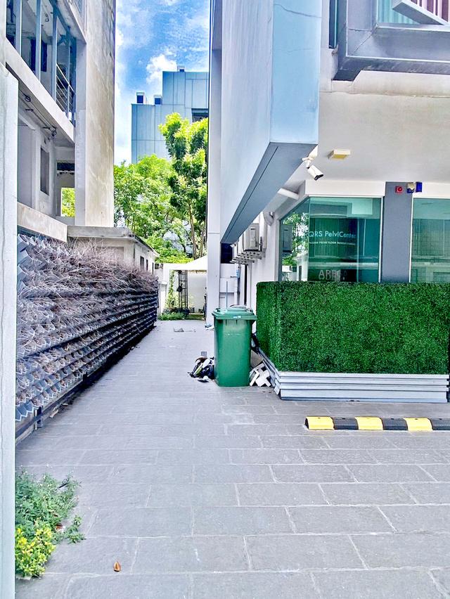 ขายโฮมออฟฟิศใกล้รถไฟฟ้า ฮอฟฟ์ เอกมัย-รามอินทรา Hoff Ekamai-Ramindra ออกแบบและพัฒนาโครงการโดยทีมสถาปนิก 6
