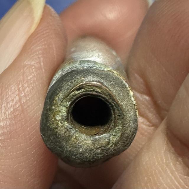 ตะกรุดสาลิกาหลวงปู่ศุขวัดปากคลองมะขามเฒ่า ผ่านการใช้เชือกหลุดหาย 16