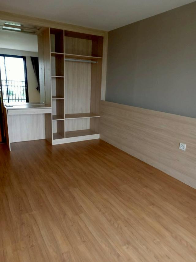 ขาย เลเวล คอนโดมิเนียม 6